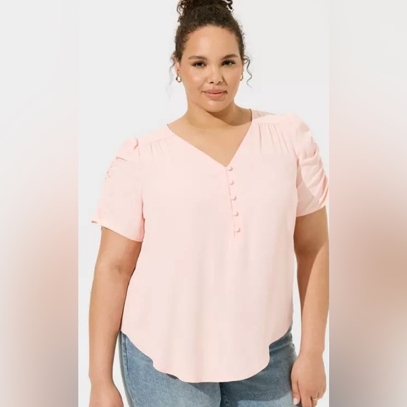 NWT HARPER GEORGETTE NECK RUCHED SLEEVE BLOUSE IMPATIENT PINK 3X 22-24 - Picture 1 of 9